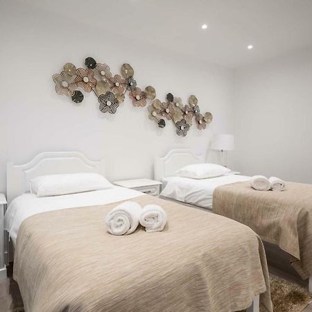 Apartamento Pita By Hr Madeira ฟุงชาล ภายนอก รูปภาพ
